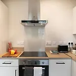 Stylish 1 Bed Central Leeds Apartment!